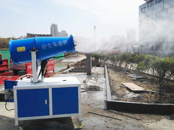 雾炮机是工地降尘除尘标配设备
